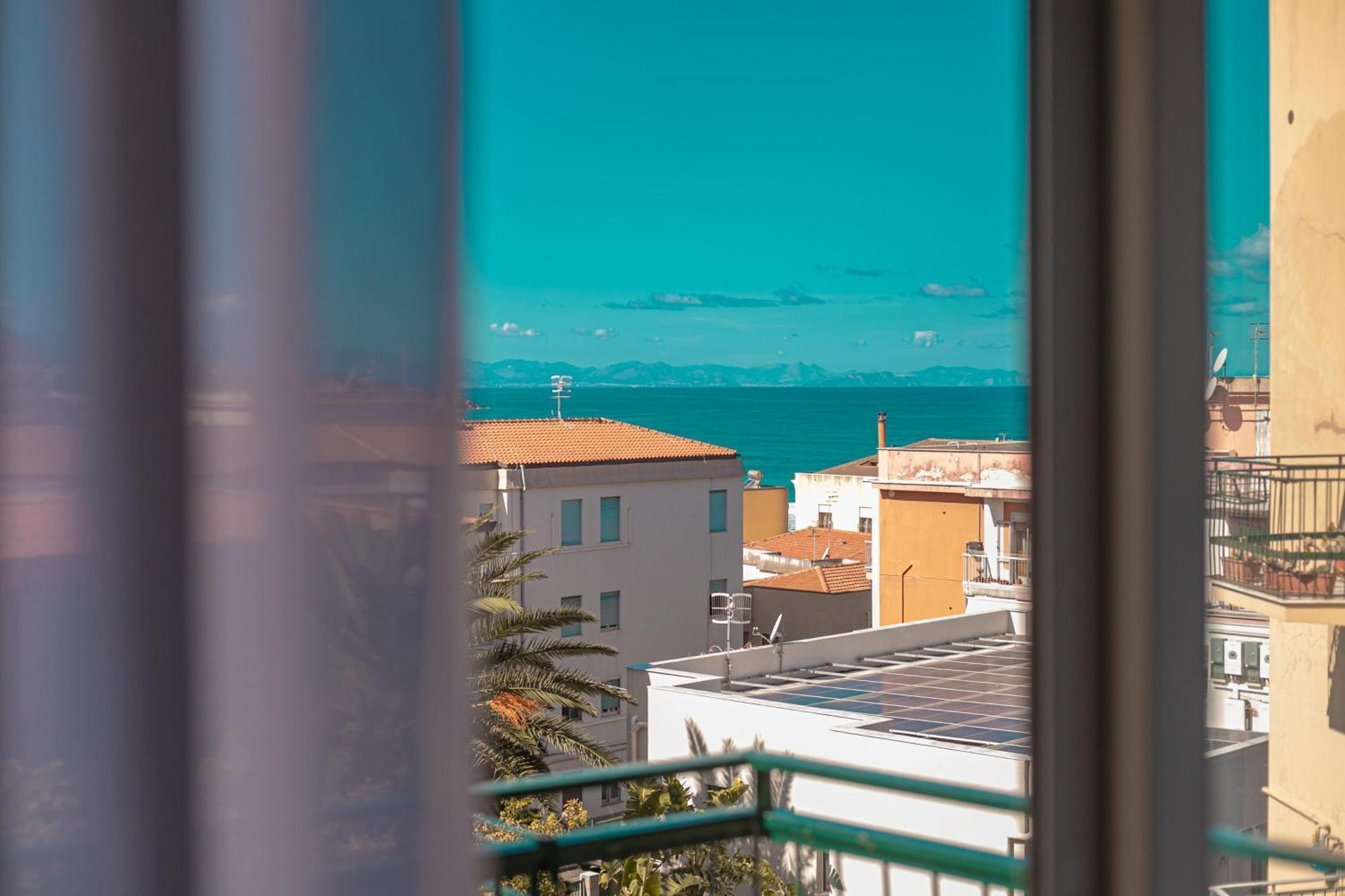 Nooria Sicilian Charme Rooms Чефалу Екстериор снимка
